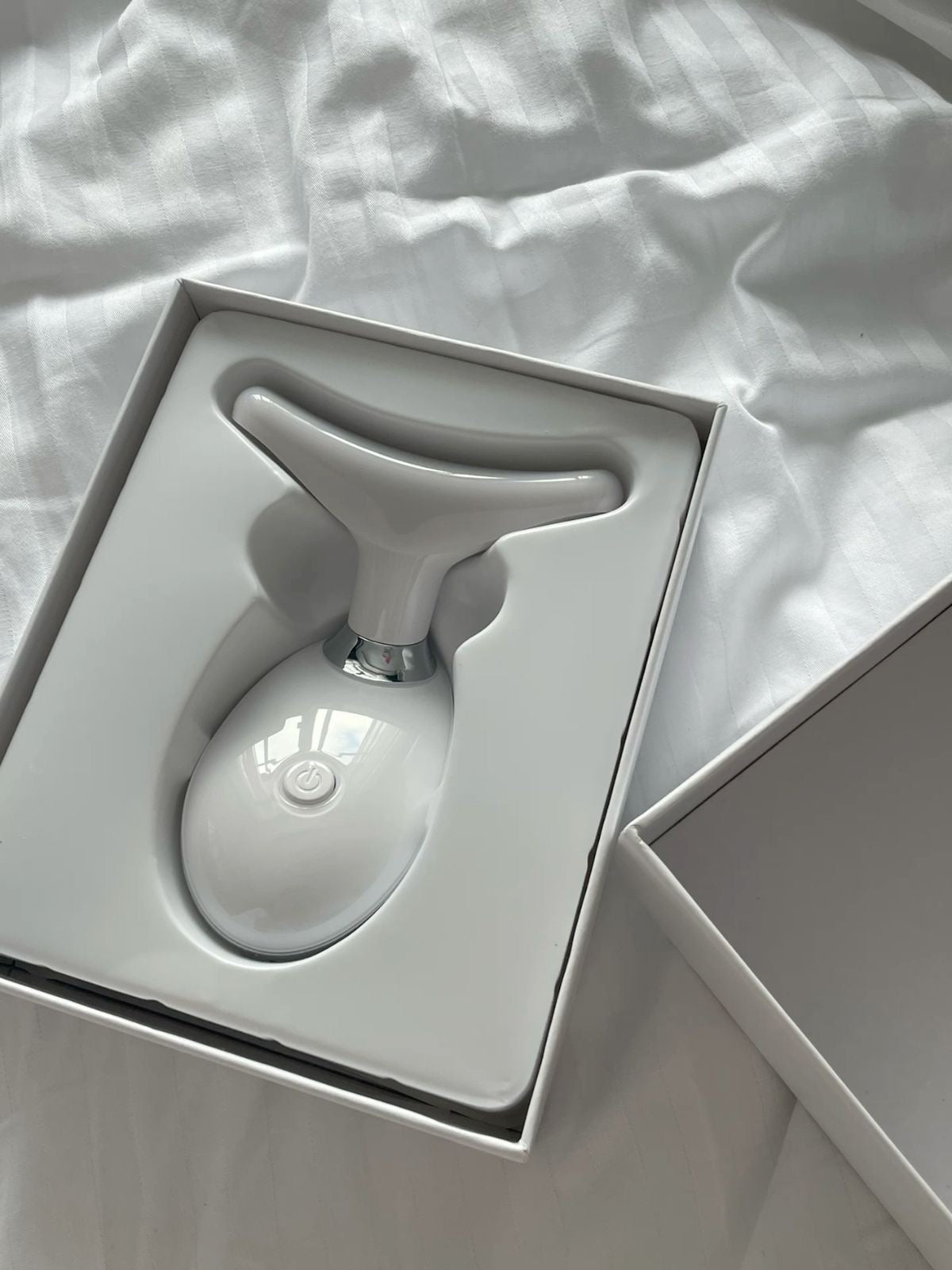 The Instant Snatched Sculpting & Facial Contour Lifting Device