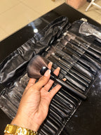 The Flawless Face Essentials (23PC) Brush Set