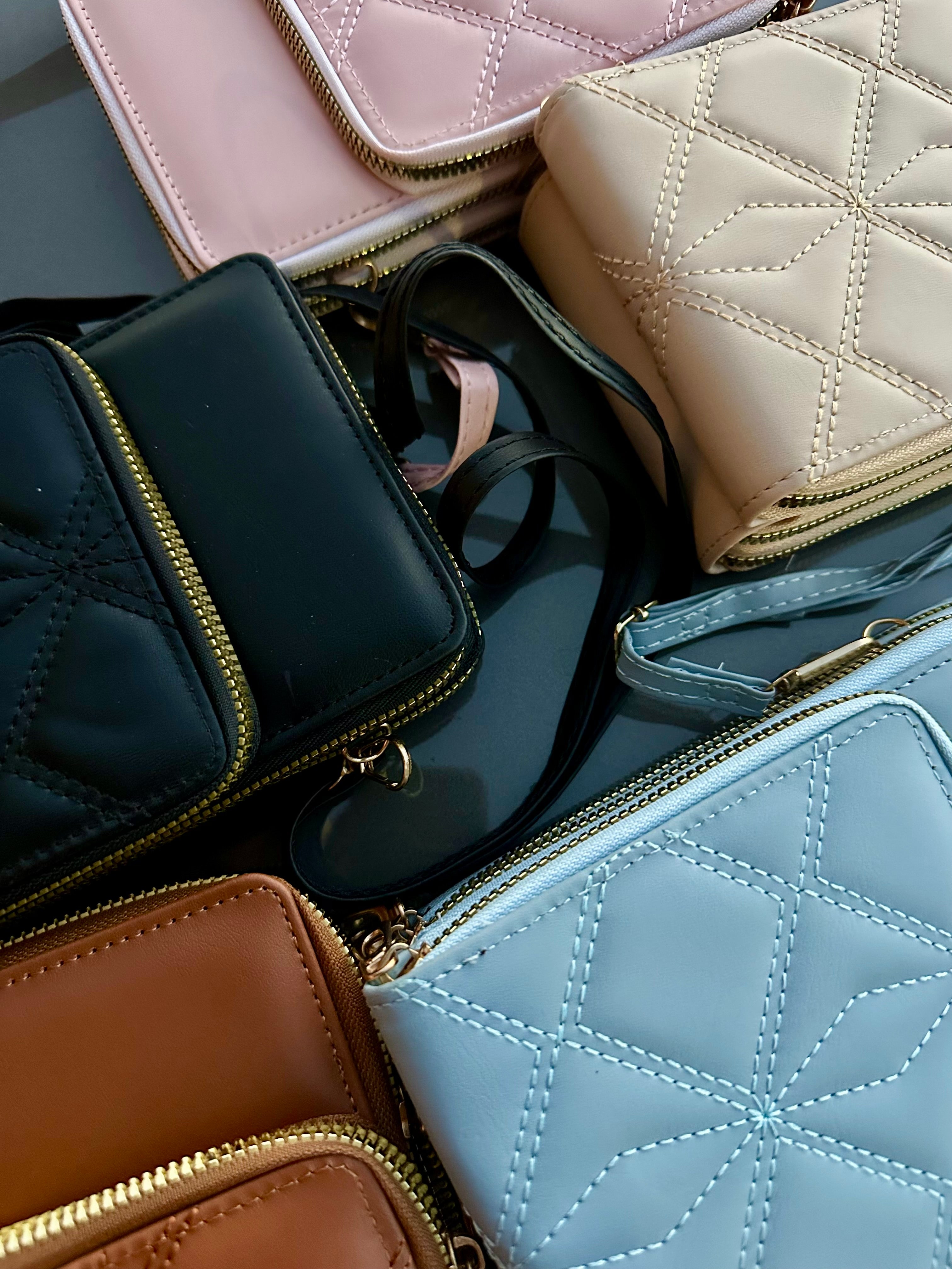 Always Ready’ Messenger Bag