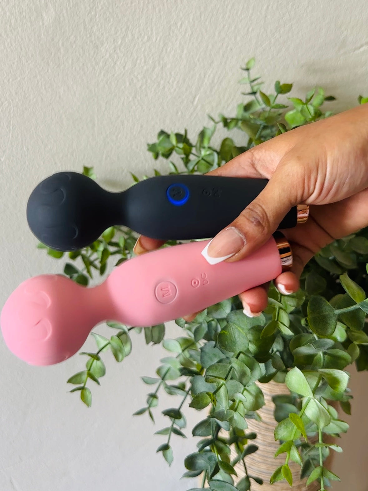 The Intimate Bloom Massager