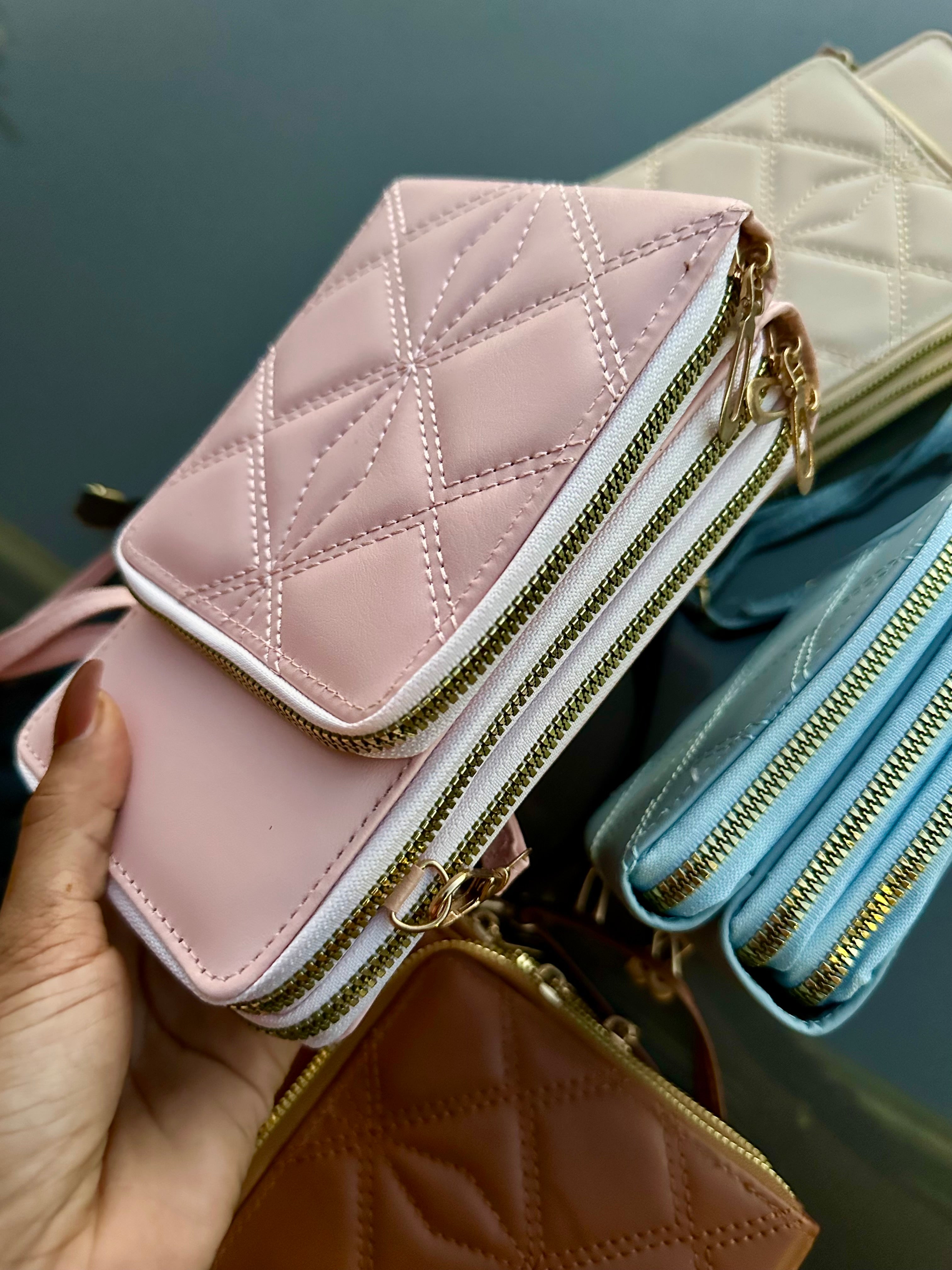 Always Ready’ Messenger Bag