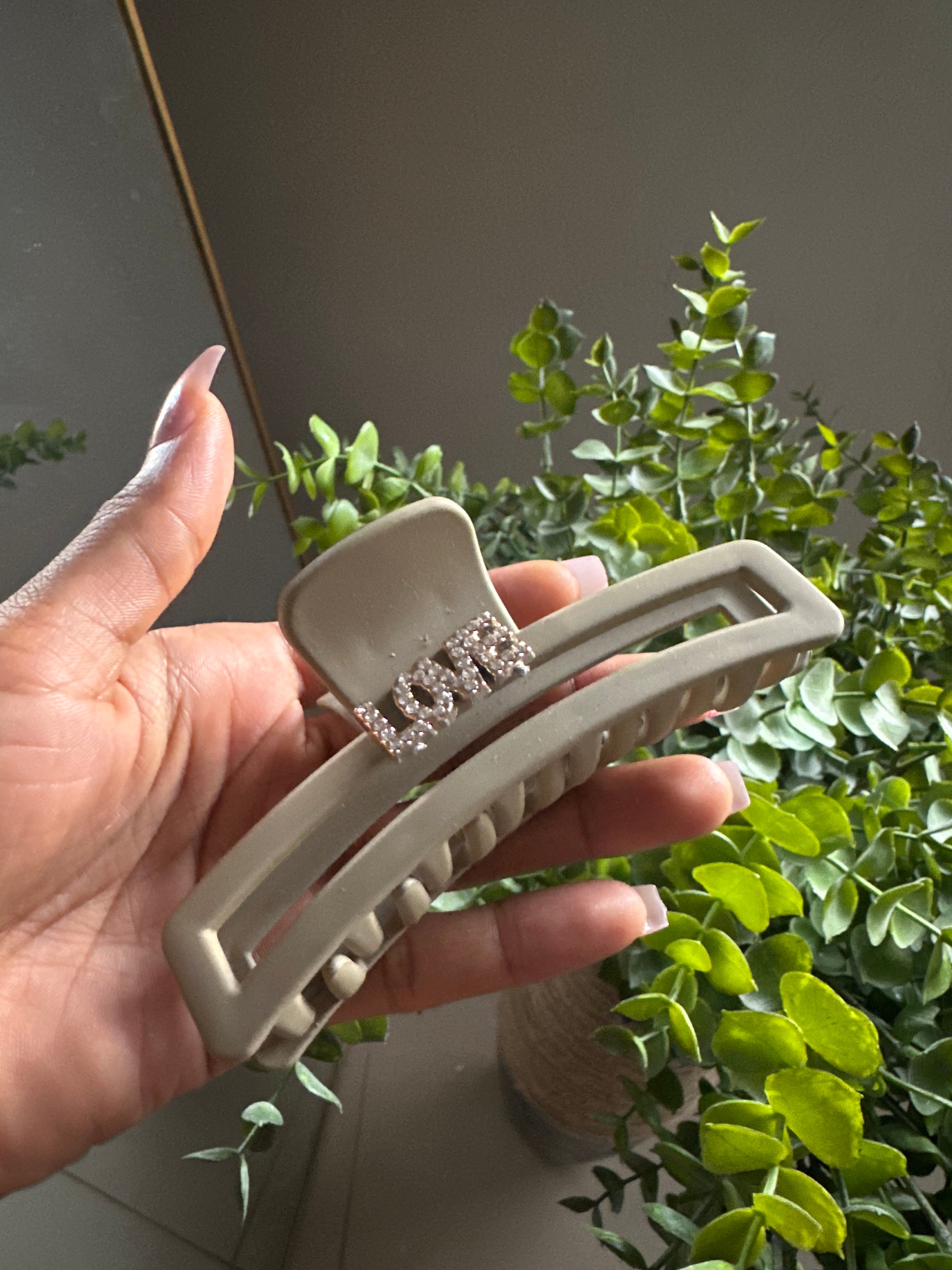 LOVE Large Claw Clip