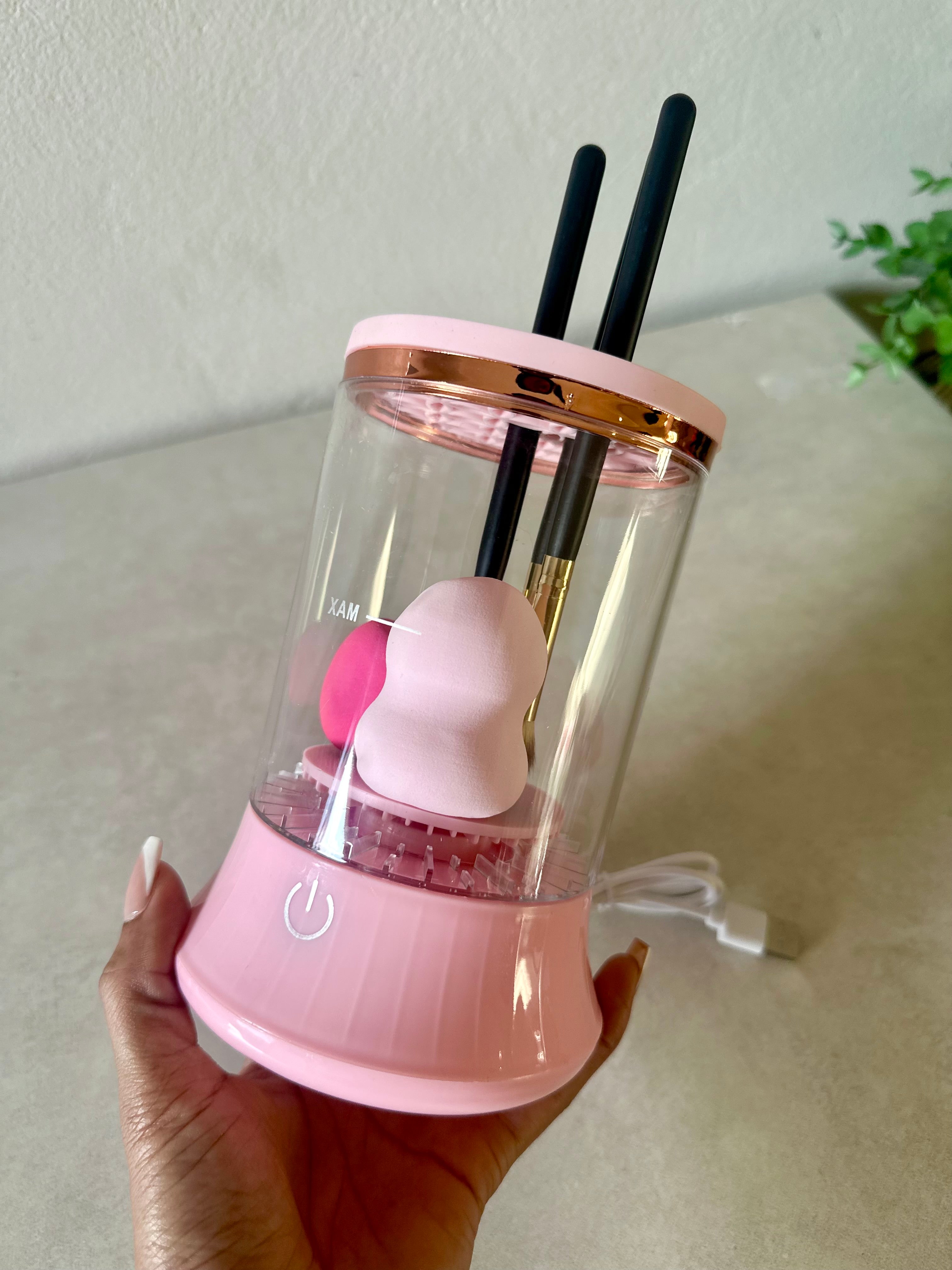 Clean Girl ’ Make Up Brush & Sponge Cleaner USB rechargeable