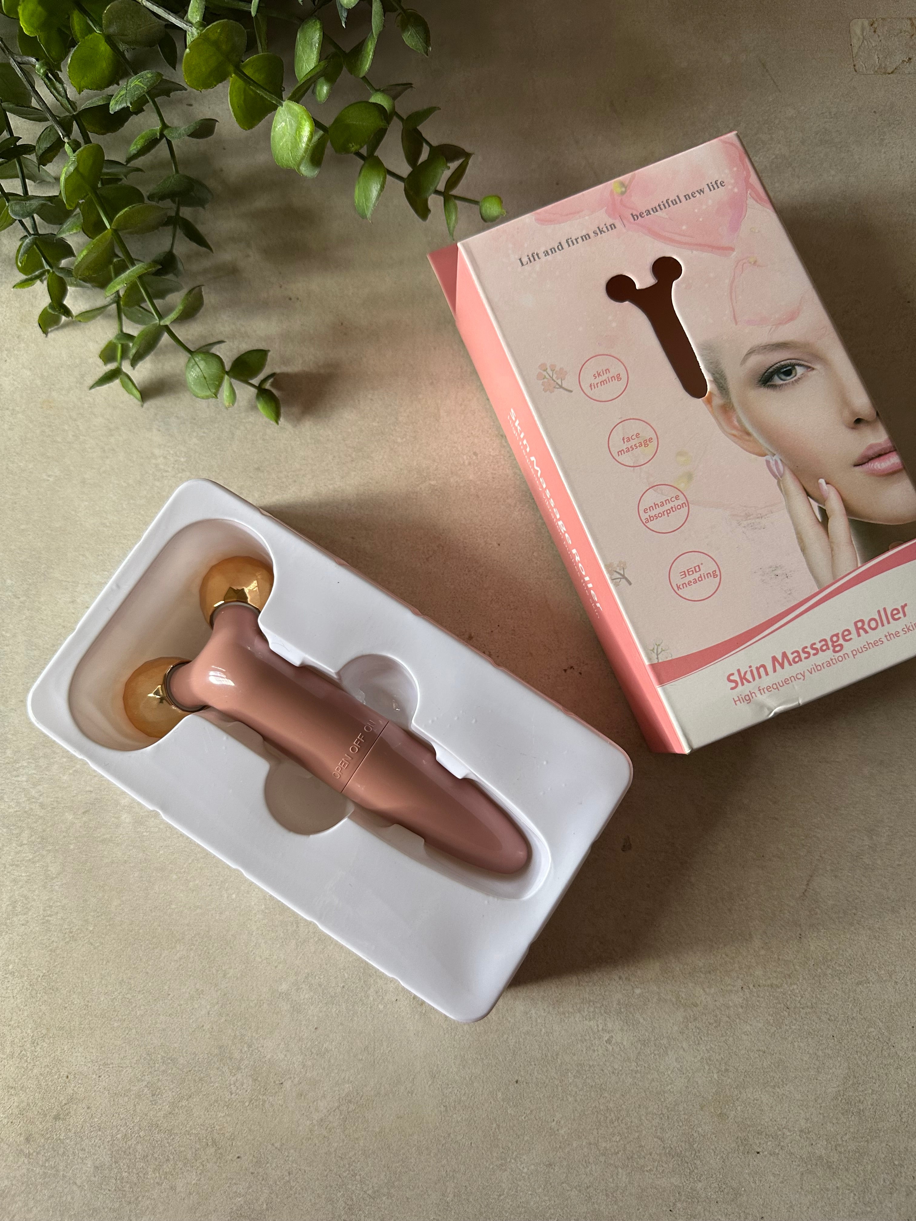 Firm Up’ Facial Massage Roller