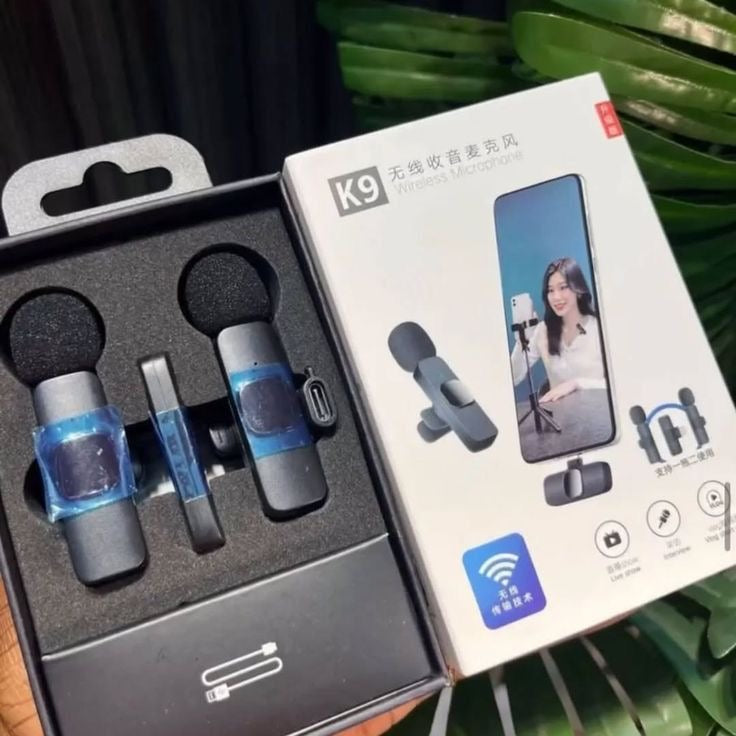 Blogging & Busy Wireless Mic