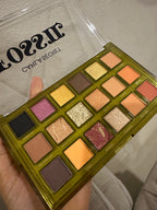 Glam Doll Eye-Shadow Palette