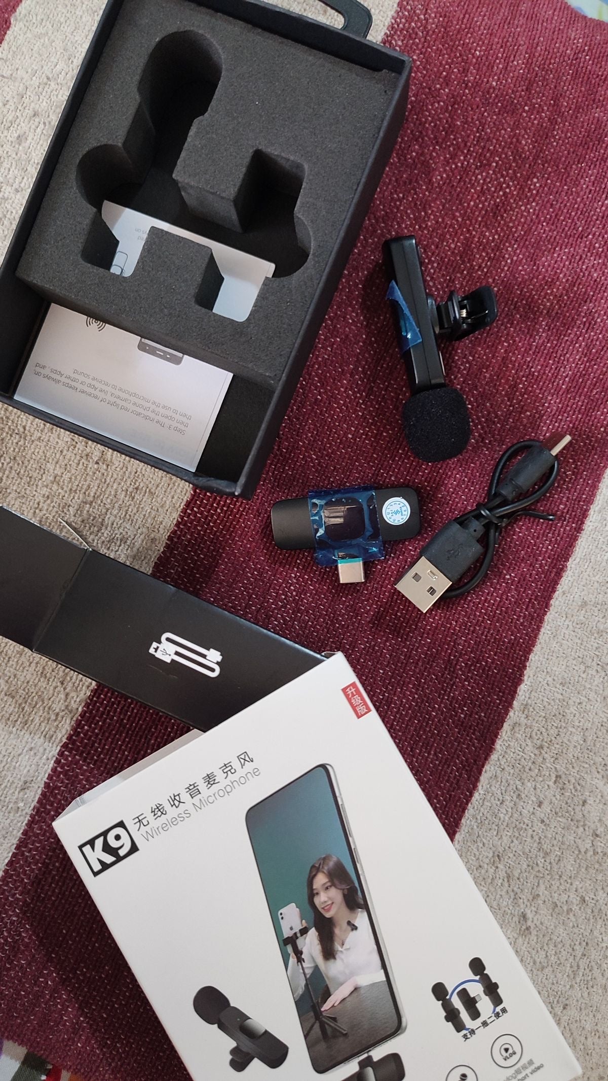 Blogging & Busy Wireless Mic