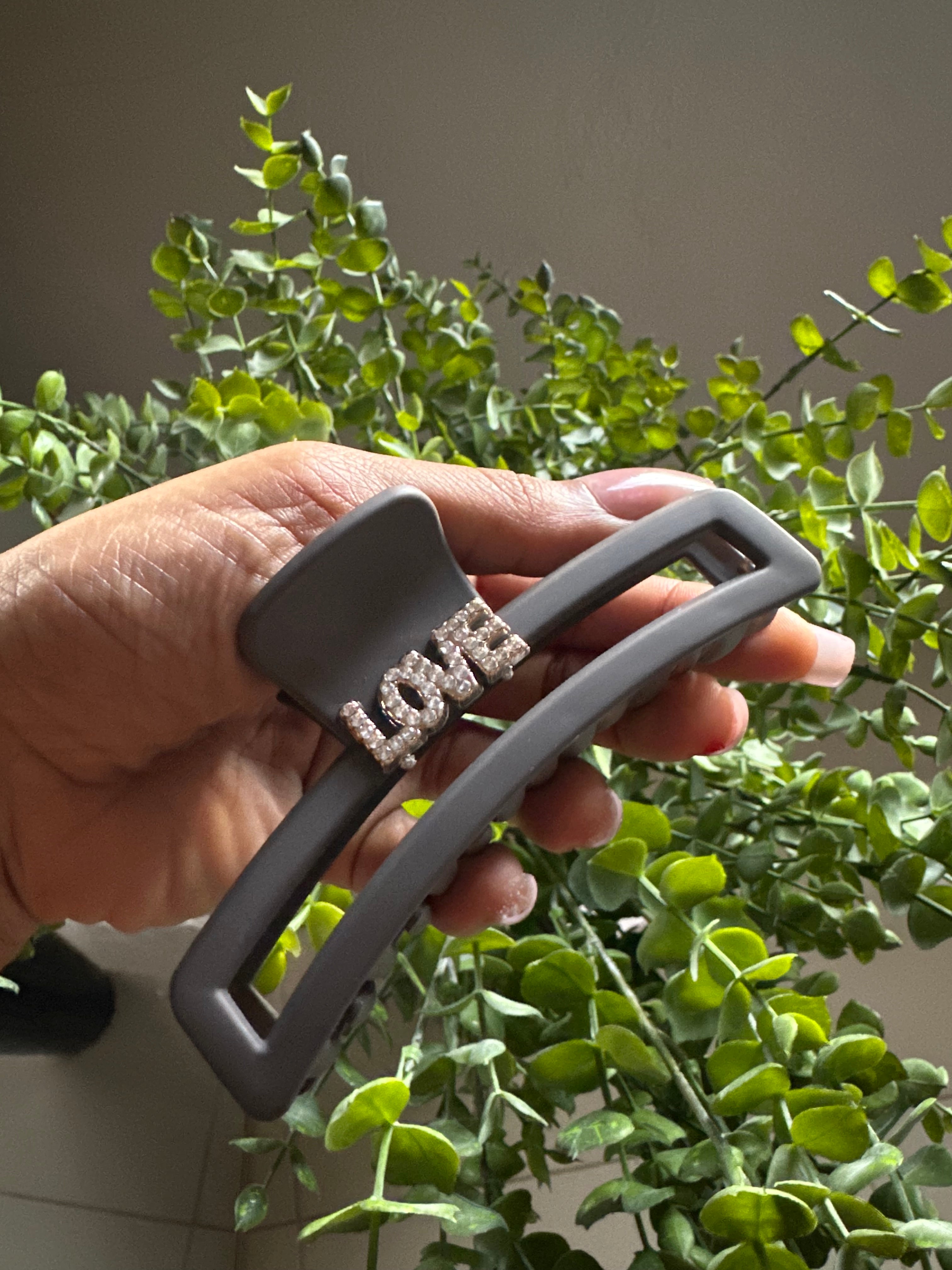 LOVE Large Claw Clip